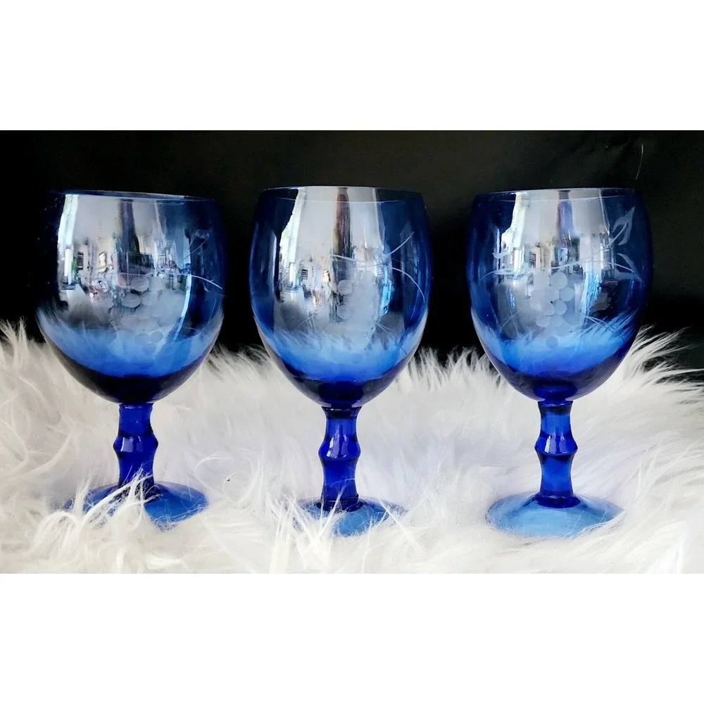 Vintage Etched Grapes Colbalt Blue Wine Glasses Set Of 3